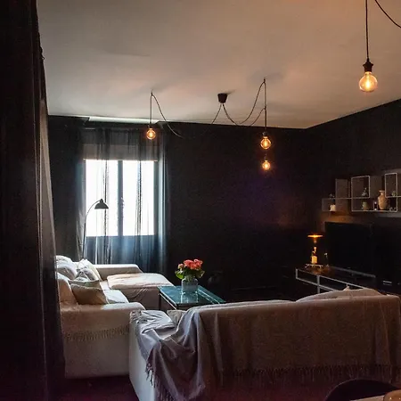 Lägenhet Bright 3-bedroom In