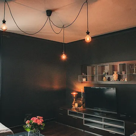 Bright 3-bedroom In Lägenhet